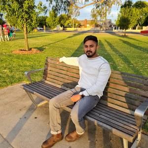 Meet your Posher, Azeem